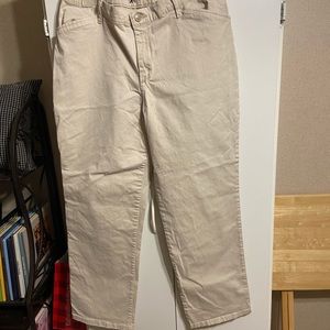 Women’s khaki pants